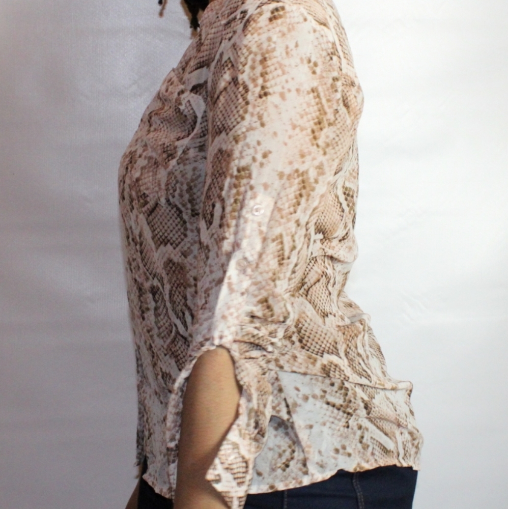 Womans top - Picture 4 of 4